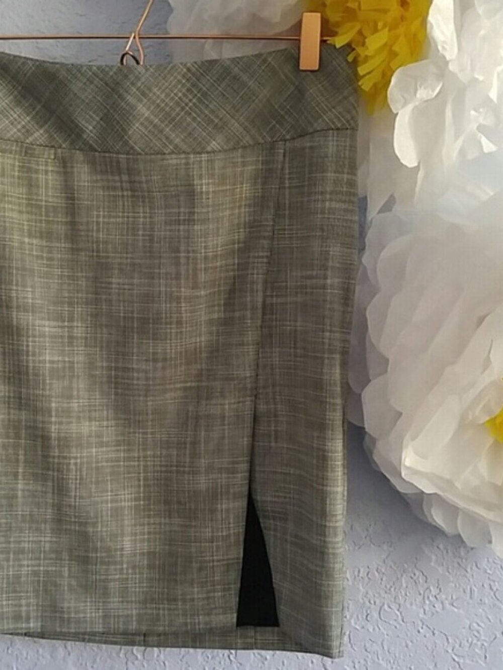 Express Design Studio SZ 6 Gray Pencil Skirt with Kick Pleat Hidden Front Pocket